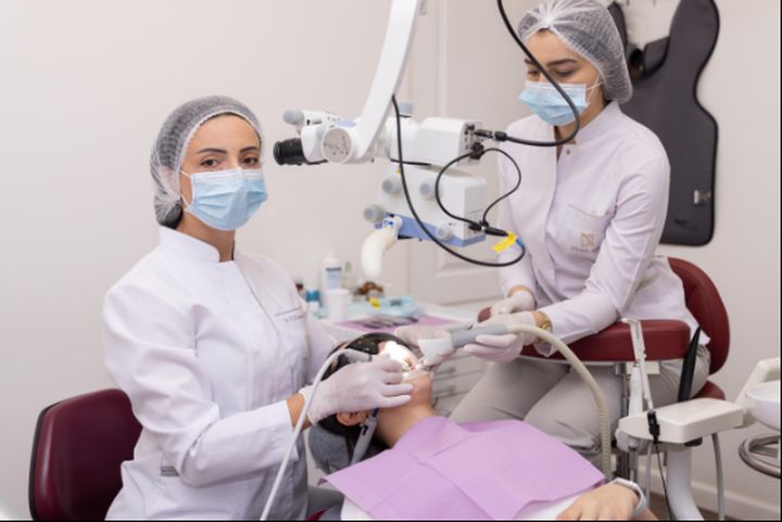 Four-handed GBT procedure at White Castle dental medical clinic, Yerevan