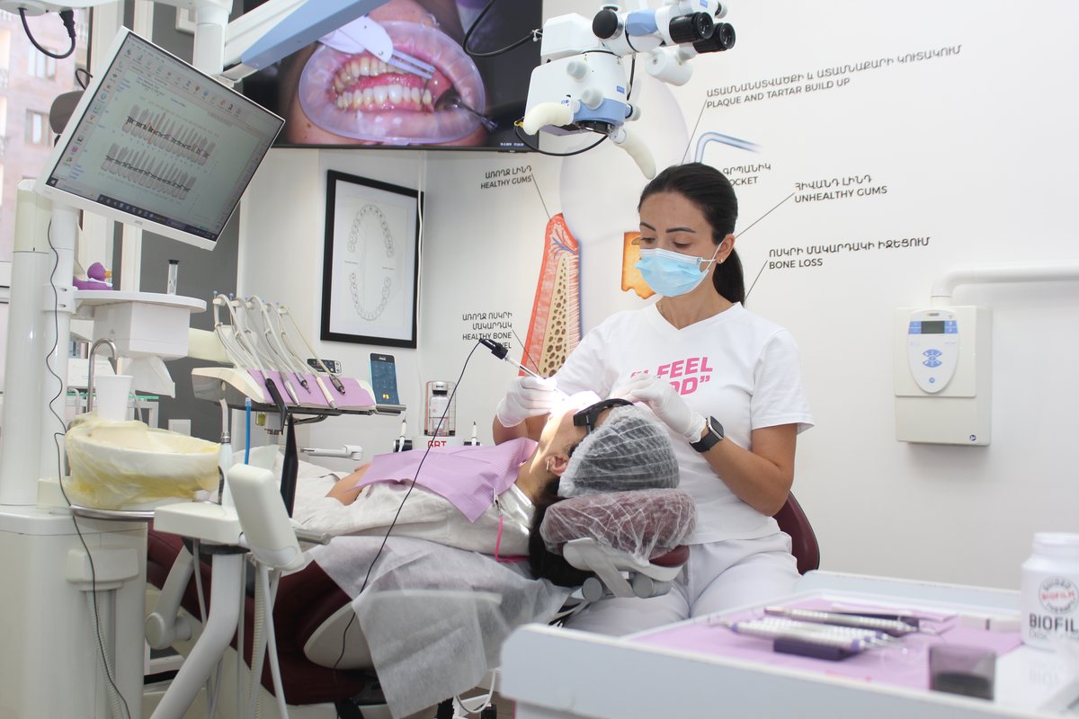 Periodontal probing with the Florida Probe at White Castle dental clinic, Yerevan